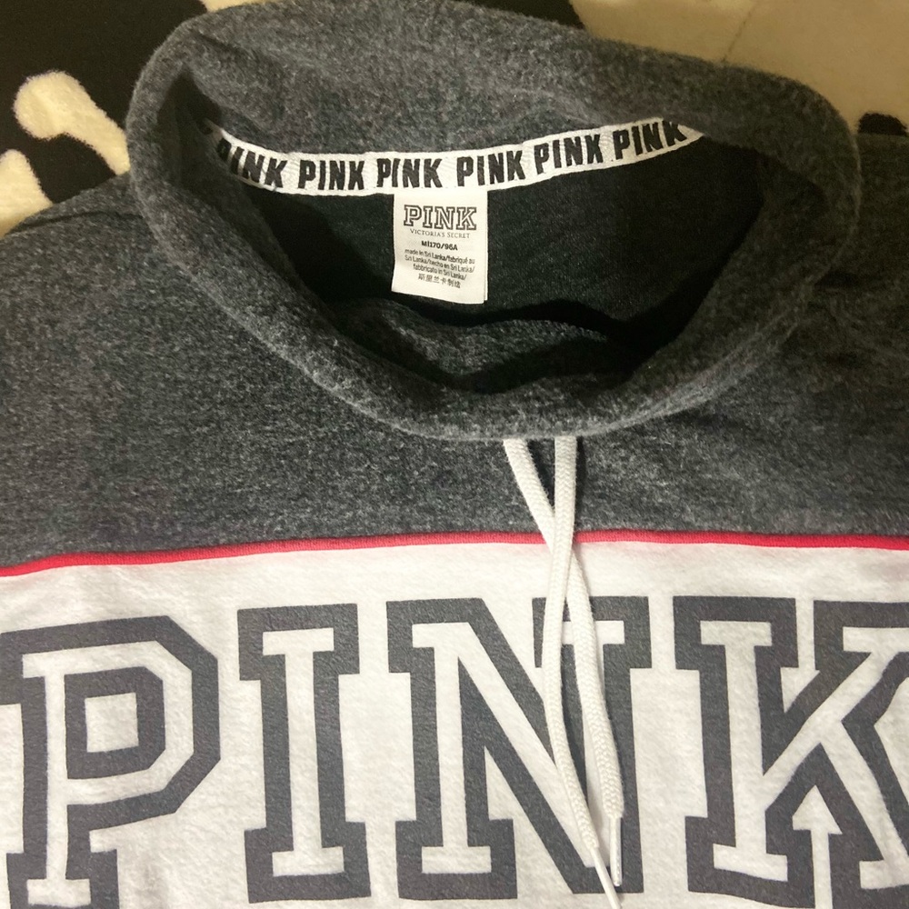 Sweater - Picture 2 of 3